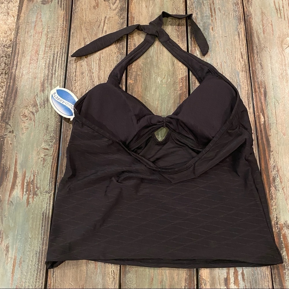 Tankini NWT Liquid Assets Keyhole Built-In Cups Black Halter Swimsuit Top Sz 16 - Picture 9 of 9